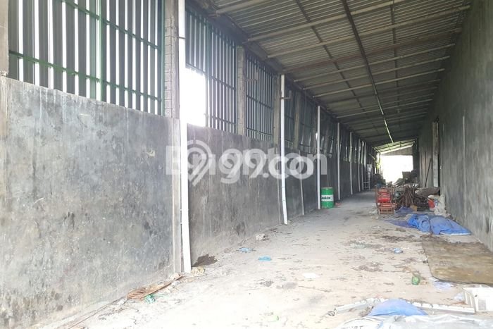 Gudang Dijual di Kedamean Gresik dengan LB 1400m2 Gudang Dijual di Kedamean Gresik dengan LB 1400m2