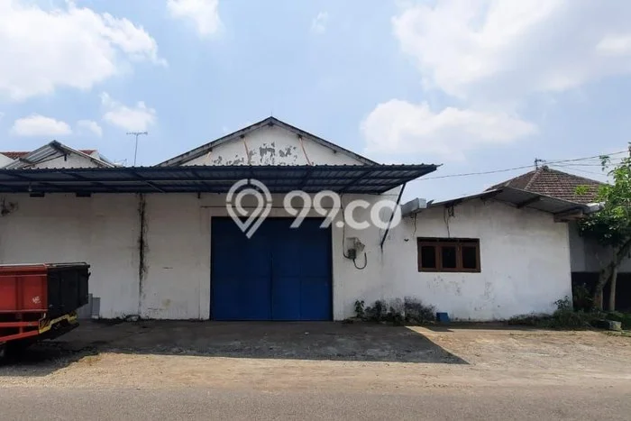 Unit Gudang Disewa Lokasi Pakisaji, Malang Spesifikasi Luas Bangunan 530m2 Unit Gudang Disewa Lokasi Pakisaji, Malang Spesifikasi Luas Bangunan 530m2