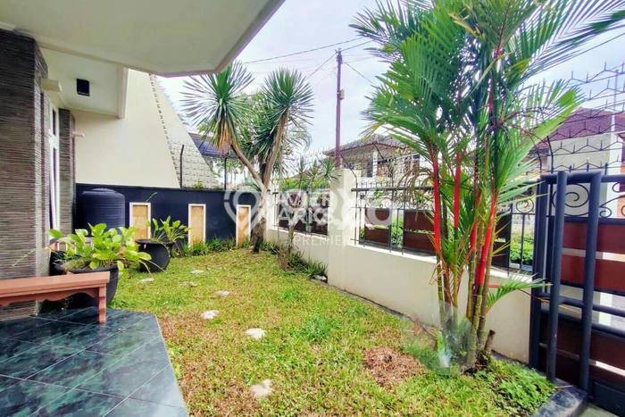 Hunian Mewah Siap Huni LT 302m2 di Sukun, Malang Hunian Mewah Siap Huni LT 302m2 di Sukun, Malang