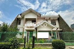 Dijual Rumah Premium dengan Fasilitas Sekitar Lengkap di Blimbing, Malang Dijual Rumah Premium dengan Fasilitas Sekitar Lengkap di Blimbing, Malang