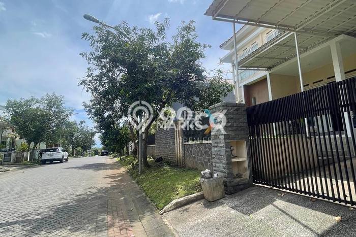 Rumah Luxury Modern Tanpa Renovasi di Villa Puncak Tidar Malang Rumah Luxury Modern Tanpa Renovasi di Villa Puncak Tidar Malang