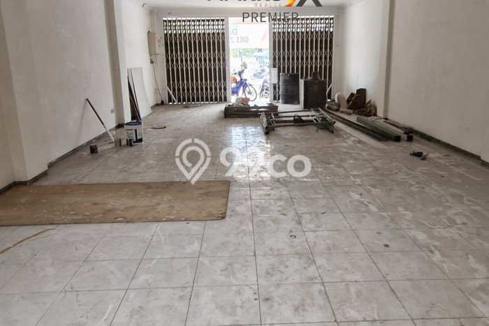 Unit Ruko Disewa Lokasi Blimbing, Malang Spesifikasi Luas Bangunan 270m2 Unit Ruko Disewa Lokasi Blimbing, Malang Spesifikasi Luas Bangunan 270m2