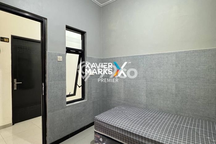 Rumah Kost untuk Dijual di Blimbing dengan 19 KT, 19 KM, Luas 225m2 Rumah Kost untuk Dijual di Blimbing dengan 19 KT, 19 KM, Luas 225m2