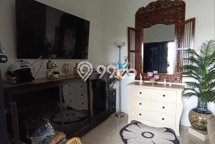 Hunian Cantik Modern Lb 162m2 di Pakis, Malang Hunian Cantik Modern Lb 162m2 di Pakis, Malang