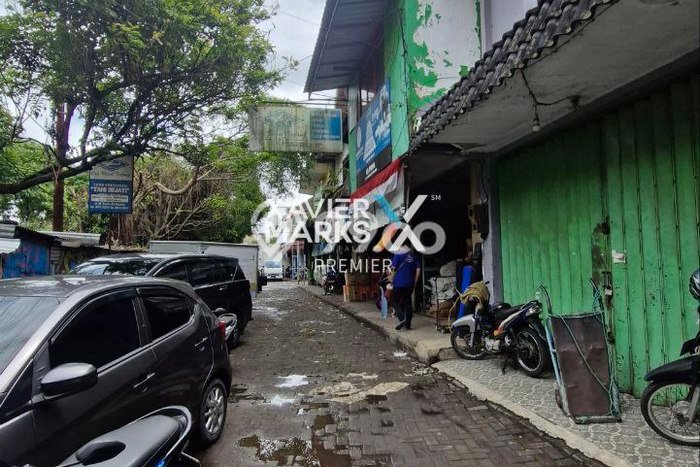 Unit Ruko Dijual di Klojen Malang Luas Tanah 74m2, Luas Bangunan 132m2 Unit Ruko Dijual di Klojen Malang Luas Tanah 74m2, Luas Bangunan 132m2