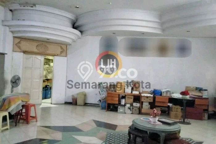 Ruko disewakan lokasi strategis Semarang Tengah Semarang 1500m2 Ruko disewakan lokasi strategis Semarang Tengah Semarang 1500m2