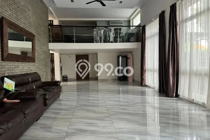 Hunian Mewah Dijual LT 403m2 di Cempaka Putih, Jakarta Pusat Hunian Mewah Dijual LT 403m2 di Cempaka Putih, Jakarta Pusat