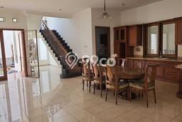 Siap Huni Rumah Mewah 4 Kamar di Kelapa Gading Dekat ke Mana Saja Siap Huni Rumah Mewah 4 Kamar di Kelapa Gading Dekat ke Mana Saja