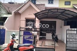 Disewakan Rumah Murah di Taman Royal Tangerang dengan 2 KT Disewakan Rumah Murah di Taman Royal Tangerang dengan 2 KT