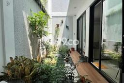 Ready to Use! Premium House LT 153m2 Desain Elegan di Gading Serpong Ready to Use! Premium House LT 153m2 Desain Elegan di Gading Serpong
