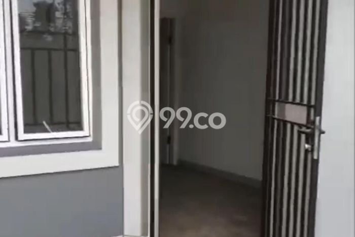 Rumah di Pluit Timur 2 Lantai SHM Baru Timur Rumah di Pluit Timur 2 Lantai SHM Baru Timur