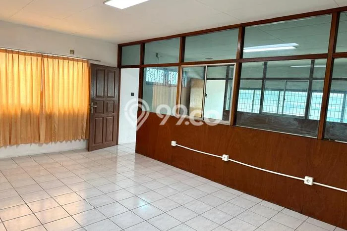 Unit Gudang disewakan di Cengkareng Jakarta Barat dengan LT 645m2 / LB 408m2 Unit Gudang disewakan di Cengkareng Jakarta Barat dengan LT 645m2 / LB 408m2
