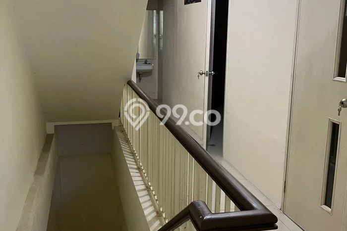 Disewakan Ruko komersial di Cipondoh luas bangunan 67m2 Disewakan Ruko komersial di Cipondoh luas bangunan 67m2
