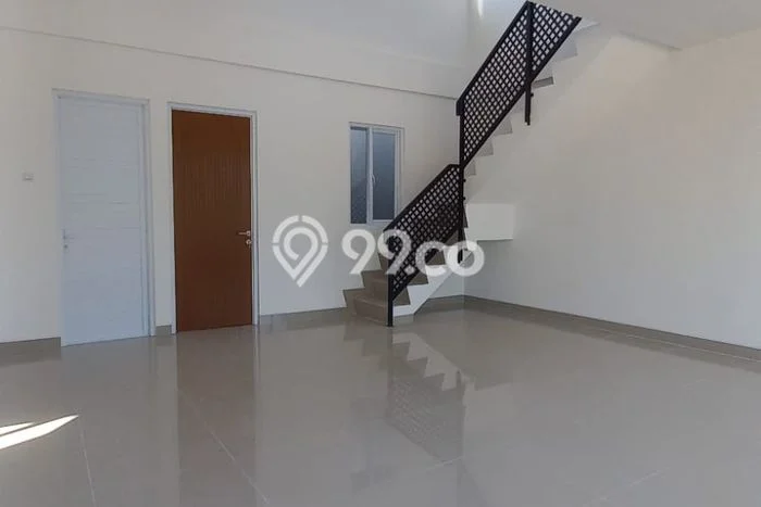 Ruko Murah strategis pinggir jalan dekat ke Parung dan BSD Ruko Murah strategis pinggir jalan dekat ke Parung dan BSD