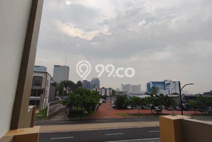 Disewakan Ruko di Kawasan Ramai Gading Serpong Luas 148m2 Disewakan Ruko di Kawasan Ramai Gading Serpong Luas 148m2