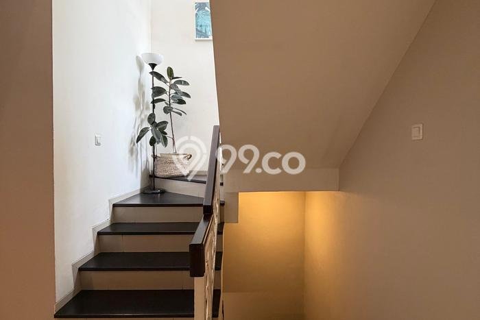 Dijual Rumah Mewah Megah Dengan View Eksklusif di Alam Sutera, Tangerang Dijual Rumah Mewah Megah Dengan View Eksklusif di Alam Sutera, Tangerang