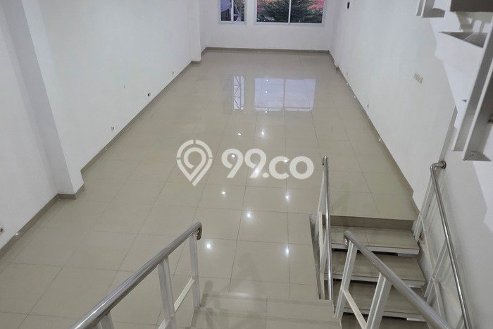 Disewakan Ruko di Kawasan Ramai Cirebon Kota Luas 225m2 Disewakan Ruko di Kawasan Ramai Cirebon Kota Luas 225m2