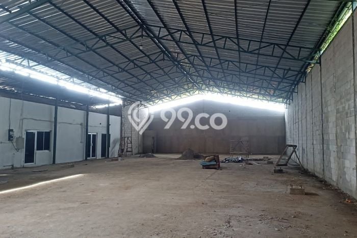 Gudang For Rent di Harjamukti, Luas 700m², Lokasi Bisnis, Akses Utama Gudang For Rent di Harjamukti, Luas 700m², Lokasi Bisnis, Akses Utama