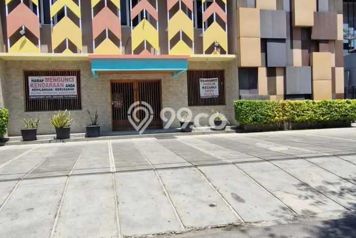 Komersial disewakan lokasi strategis Kesambi Cirebon 100m2 Komersial disewakan lokasi strategis Kesambi Cirebon 100m2