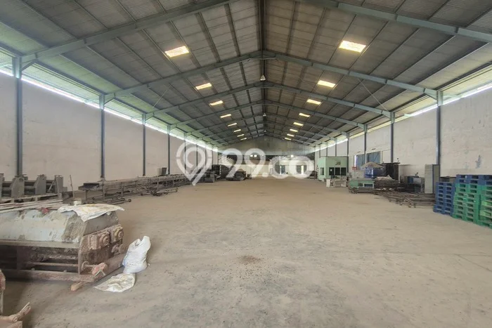 Gudang Disewakan Lokasi Mundu Cirebon Harga Spesial! Gudang Disewakan Lokasi Mundu Cirebon Harga Spesial!