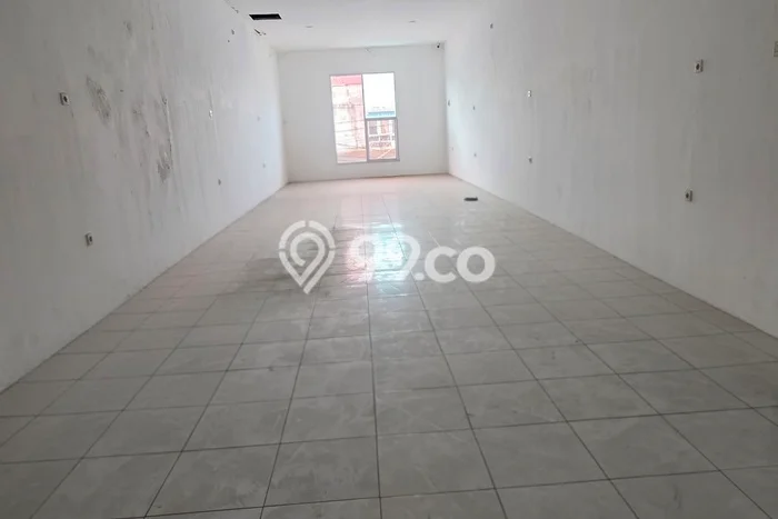 Ruko Disewa di Cirebon dengan LB 180m2 Area Komersial Ramai Ruko Disewa di Cirebon dengan LB 180m2 Area Komersial Ramai
