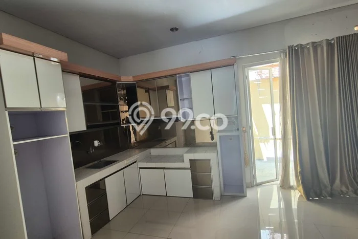 EXCLUSIVE OFFER! Rumah kawasan Harjamukti, 3 KT, Lingkungan Elite, Luas 150m² Bangunan 200m² EXCLUSIVE OFFER! Rumah kawasan Harjamukti, 3 KT, Lingkungan Elite, Luas 150m² Bangunan 200m²