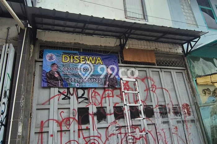Disewakan Ruko di Pusat Kota Cirebon Ramai Strategis Disewakan Ruko di Pusat Kota Cirebon Ramai Strategis