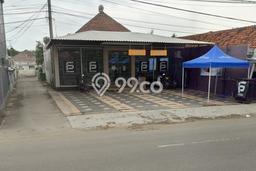Ruko Disewakan Lokasi Kesambi Cirebon Harga Spesial! Ruko Disewakan Lokasi Kesambi Cirebon Harga Spesial!