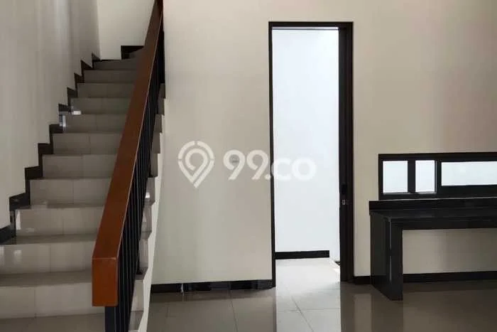 Rumah Minimalis 2 KT LT 60m2 di Taman Kopo Indah Rumah Minimalis 2 KT LT 60m2 di Taman Kopo Indah