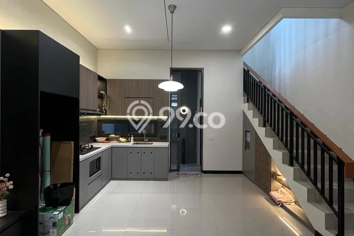 Rumah Minimalis 2 KT LT 60m2 di Taman Kopo Indah Rumah Minimalis 2 KT LT 60m2 di Taman Kopo Indah