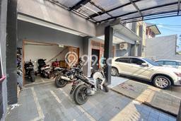Rumah Eksklusif Siap Huni LT 376m2 di Duren Sawit, Jakarta Timur Rumah Eksklusif Siap Huni LT 376m2 di Duren Sawit, Jakarta Timur