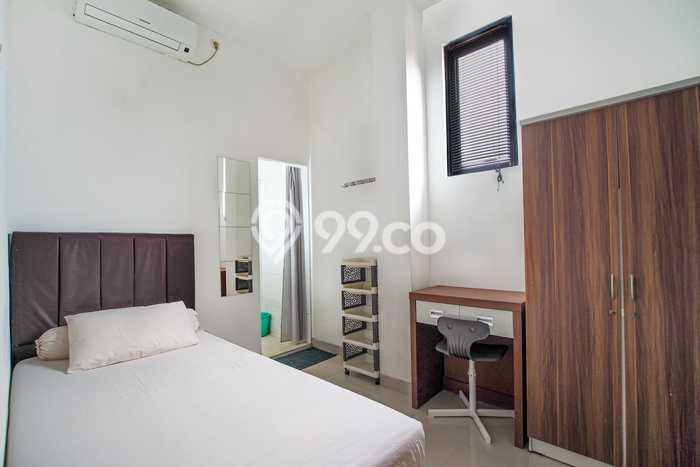 Dijual Rumah Kost di Kemanggisan, Jakarta Barat, 20 KT, 20 KM, Bangunan 350m2 Dijual Rumah Kost di Kemanggisan, Jakarta Barat, 20 KT, 20 KM, Bangunan 350m2