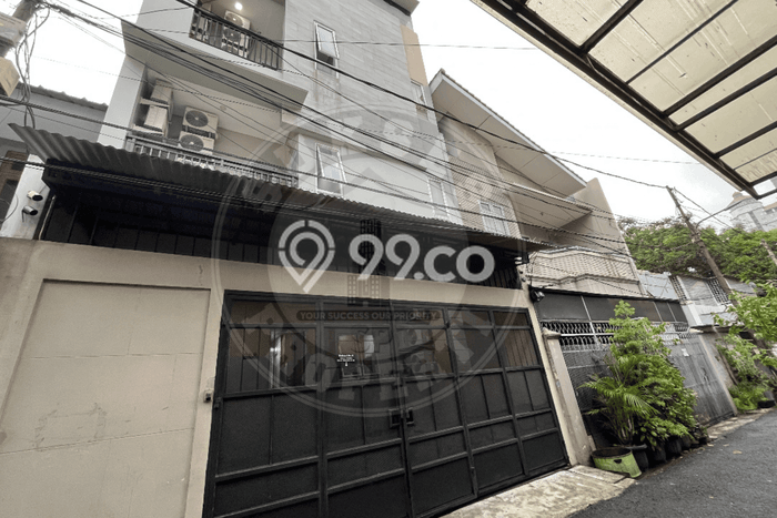 Kost Dijual di Tanjung Duren dengan 27 KT dan Luas 340m2 Kost Dijual di Tanjung Duren dengan 27 KT dan Luas 340m2