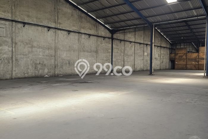 FOR RENT! Gudang di Daan Mogot Cocok untuk Bisnis 2400m2 FOR RENT! Gudang di Daan Mogot Cocok untuk Bisnis 2400m2