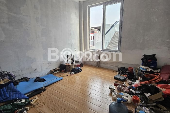 Hunian Nyaman Asri 4 KT Siap Huni di Taman Palem Jakarta Barat Hunian Nyaman Asri 4 KT Siap Huni di Taman Palem Jakarta Barat
