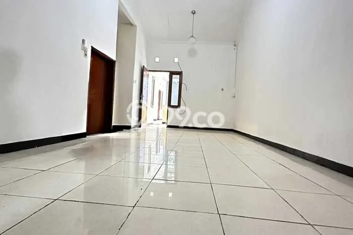 Rumah sewa siap huni 3 KT di Taman Kopo Indah, Bandung Rumah sewa siap huni 3 KT di Taman Kopo Indah, Bandung