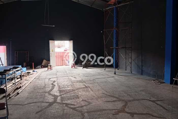 Unit Gudang disewakan di Katapang Bandung dengan LT 500m2 / LB 400m2 Unit Gudang disewakan di Katapang Bandung dengan LT 500m2 / LB 400m2
