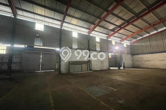 FOR RENT! Gudang di Leuwi Gajah Cocok untuk Bisnis 1950m2 FOR RENT! Gudang di Leuwi Gajah Cocok untuk Bisnis 1950m2