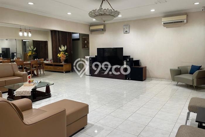Rumah Elit Modern Tanpa Renovasi di Garuda Bandung Rumah Elit Modern Tanpa Renovasi di Garuda Bandung