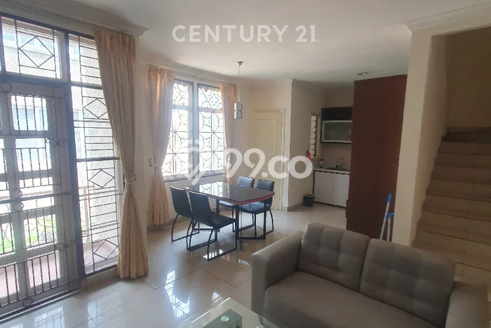 Rumah Sewa Jakarta Utara LT 144m2 LB 260m2 Area Pantai Indah Kapuk Rumah Sewa Jakarta Utara LT 144m2 LB 260m2 Area Pantai Indah Kapuk