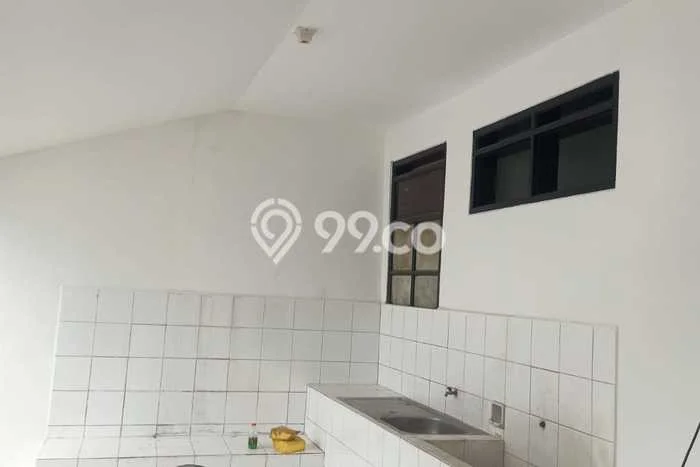 Disewakan Ruko di Kawasan Ramai Taman Kopo Indah Luas 180m2 Disewakan Ruko di Kawasan Ramai Taman Kopo Indah Luas 180m2