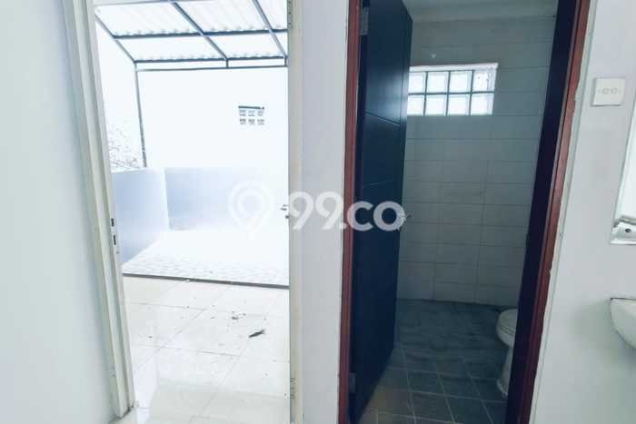 Unit Ruko Dijual di Babakan Ciparay Bandung Luas Tanah 109m2, Luas Bangunan 160m2 Unit Ruko Dijual di Babakan Ciparay Bandung Luas Tanah 109m2, Luas Bangunan 160m2