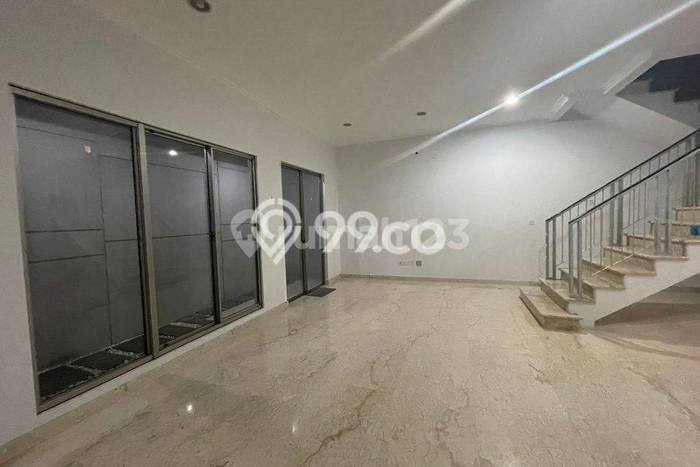 Rumah sewa siap pakai 3 KT di Golf Island, Jakarta Utara Rumah sewa siap pakai 3 KT di Golf Island, Jakarta Utara