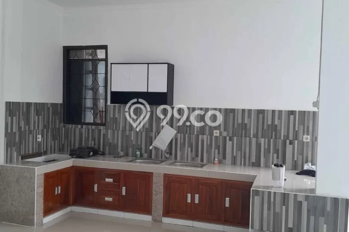 Rumah Sewa Badung LT 200m2 LB 1m2 Kawasan Jimbaran Rumah Sewa Badung LT 200m2 LB 1m2 Kawasan Jimbaran