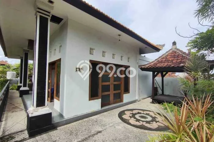 For Sale! Premium House LT 300m2 Desain Elegan di Kerobokan Kaja For Sale! Premium House LT 300m2 Desain Elegan di Kerobokan Kaja