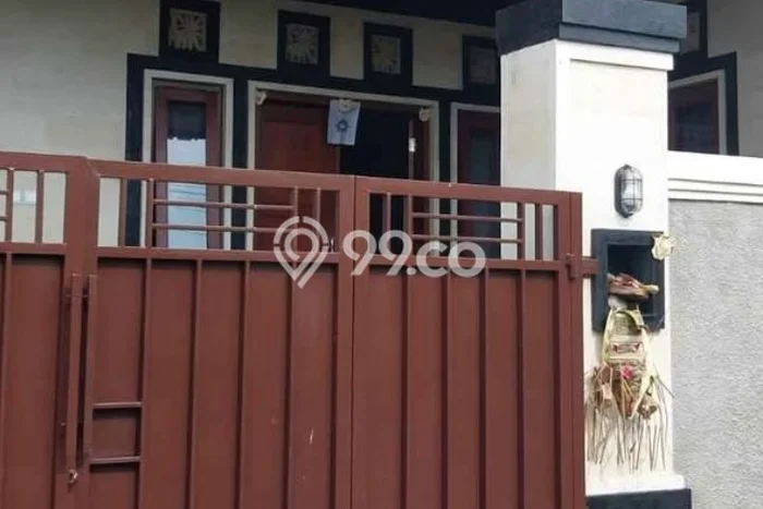 Disewakan! Rumah 4 Kamar Tidur &
4 Kamar Mandi di Kesiman, Denpasar Disewakan! Rumah 4 Kamar Tidur &
4 Kamar Mandi di Kesiman, Denpasar