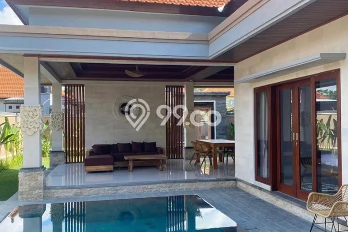 Rumah di , 2 KM, Lingkungan Tenang Rumah di , 2 KM, Lingkungan Tenang