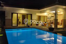 Rumah di Canggu, 2 KM, Design Minimalis, LT 150m² LB 100m² Rumah di Canggu, 2 KM, Design Minimalis, LT 150m² LB 100m²