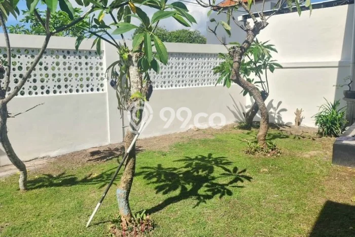 Rumah di Nusa Dua, Akses ke Tol, 4 KT, Luas 10m2m² Bangunan 10m2m² Rumah di Nusa Dua, Akses ke Tol, 4 KT, Luas 10m2m² Bangunan 10m2m²