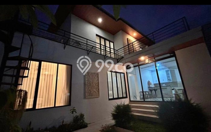 LOKASI STRATEGIS! Rumah kawasan Batubulan, Dekat Tol, 4 KM, Luas 200m² LB 230m² LOKASI STRATEGIS! Rumah kawasan Batubulan, Dekat Tol, 4 KM, Luas 200m² LB 230m²